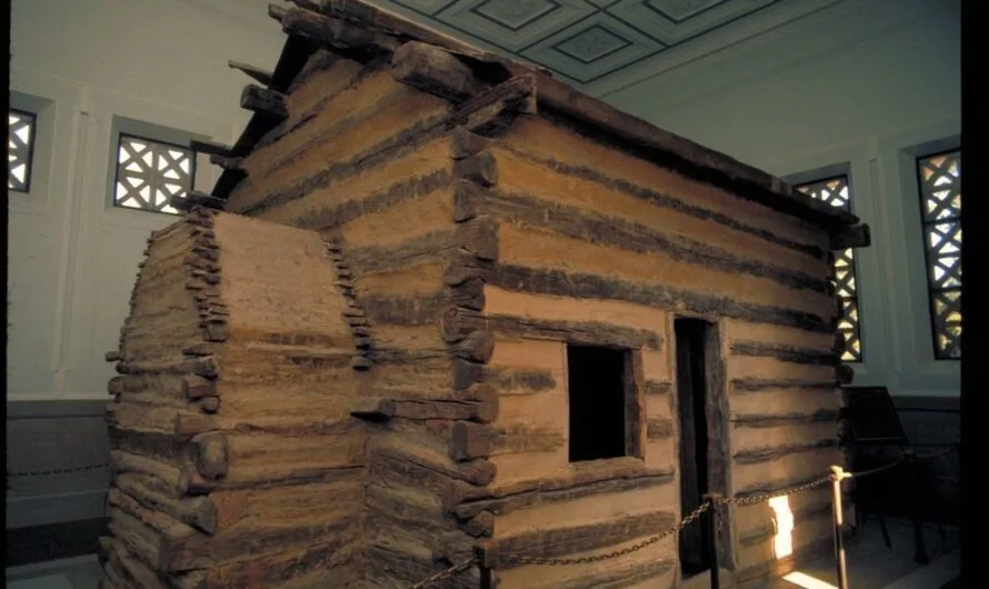 10 famous log cabins in the u. S. And great lakes region