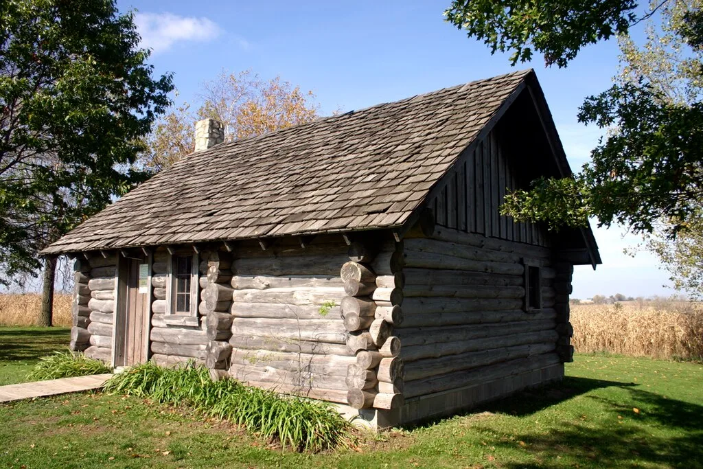 The wayside cabin - little house in the big woods
